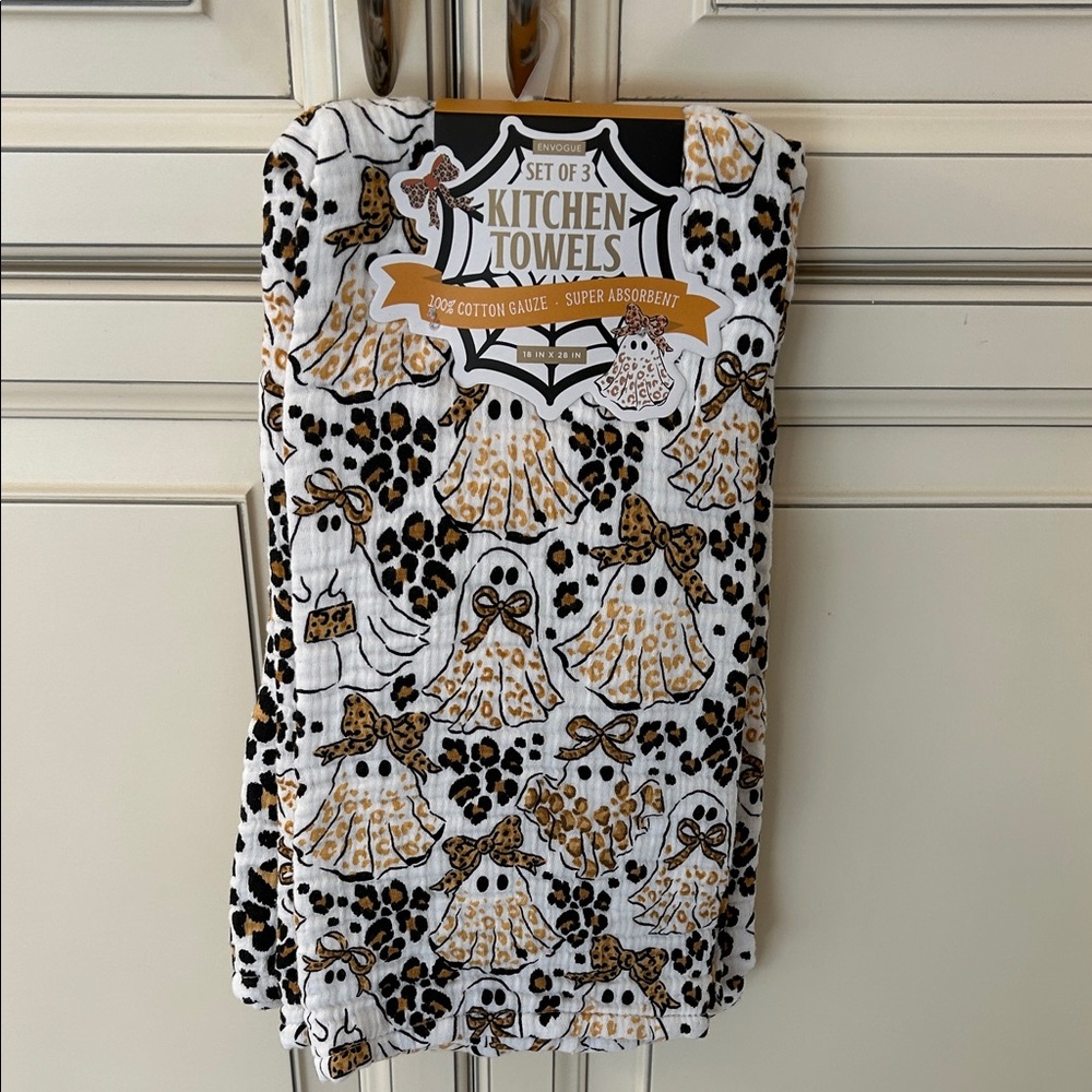 Envogue Cheetah Print ghost Halloween Kitchen Hand Towels